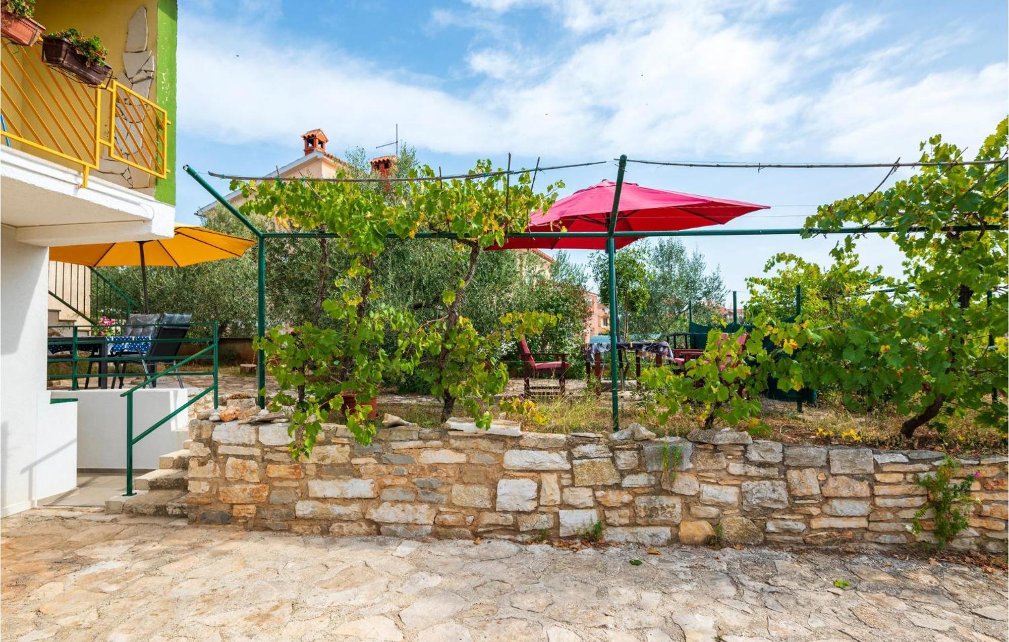 Amazing Apartment In Pula With Kitchen Exteriér fotografie