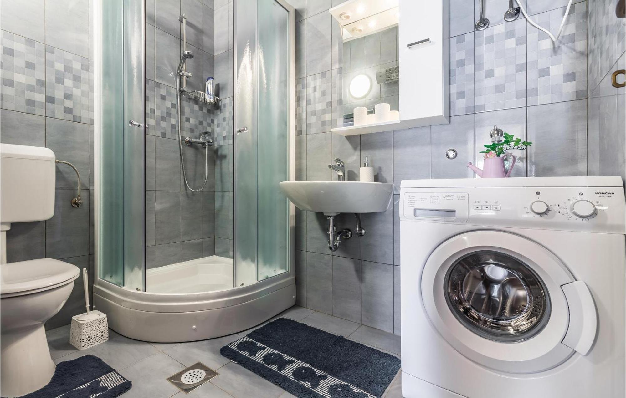 Amazing Apartment In Pula With Kitchen Exteriér fotografie